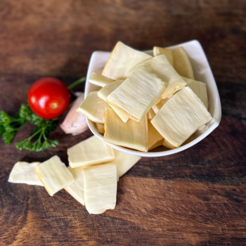 Parenicové chipsy uzené 35g– Tradiční sýrová parenica sušená mrazem Parenicové chipsy uzené 35g– Tradiční sýrová parenica sušená mrazem