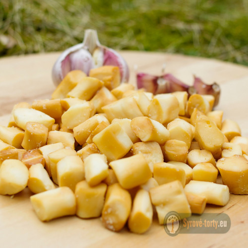 Sýrové mlsy česnekovo-uzené 230g