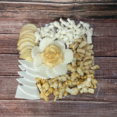 Sýrový talíř s růží 600 g Sýrový talíř s růží 600 g